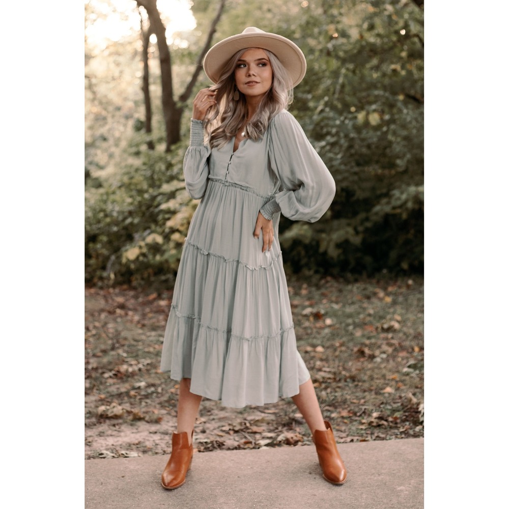 In Loom Dress Womens L Sage Green Tiered Babydoll Boho Long Sleeve ILD2838
